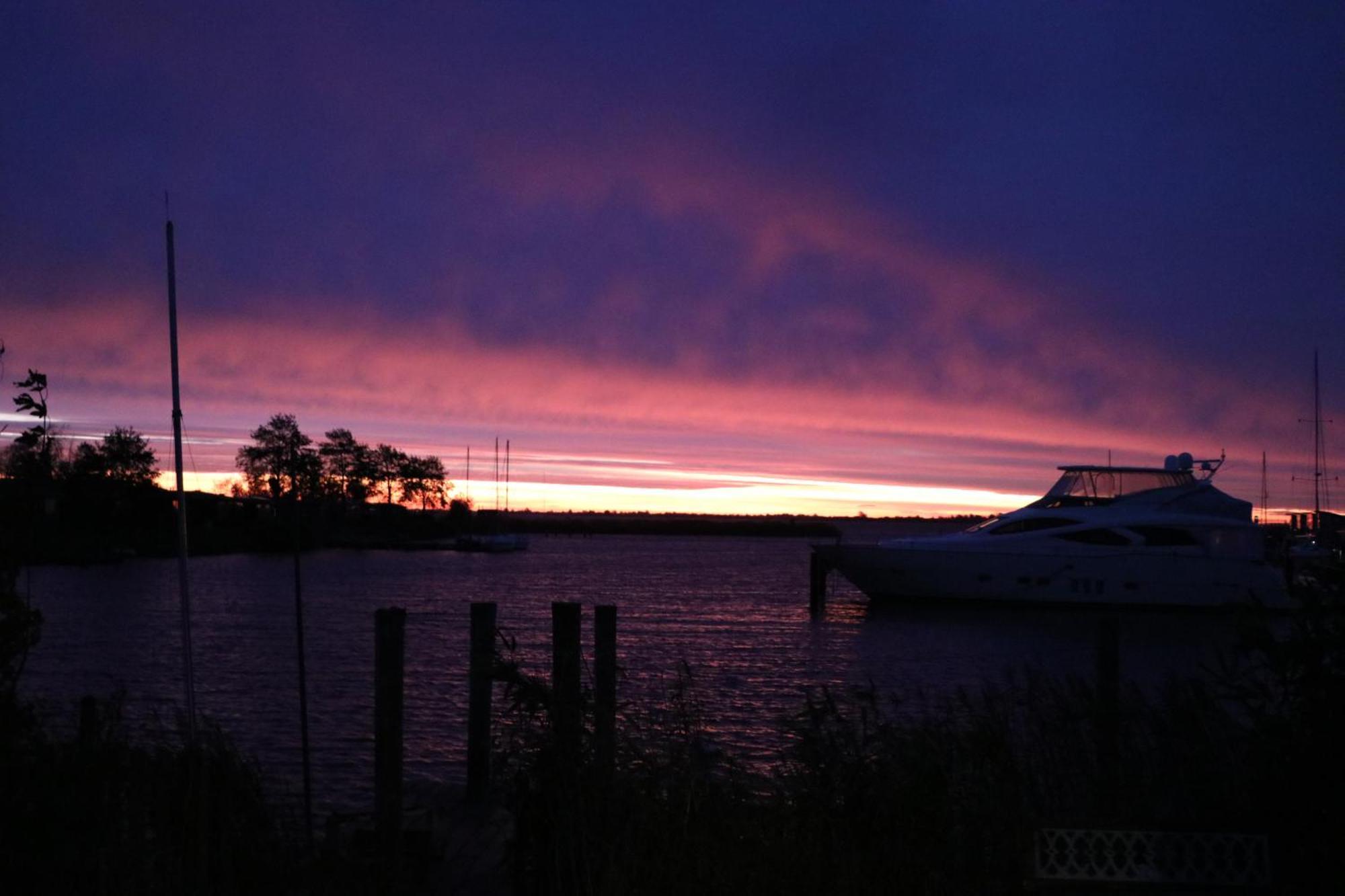 Urlaubsruhe 6 Pers Holiday Home W Terrace Close To National Park Lauwersmeer Anjum Extérieur photo