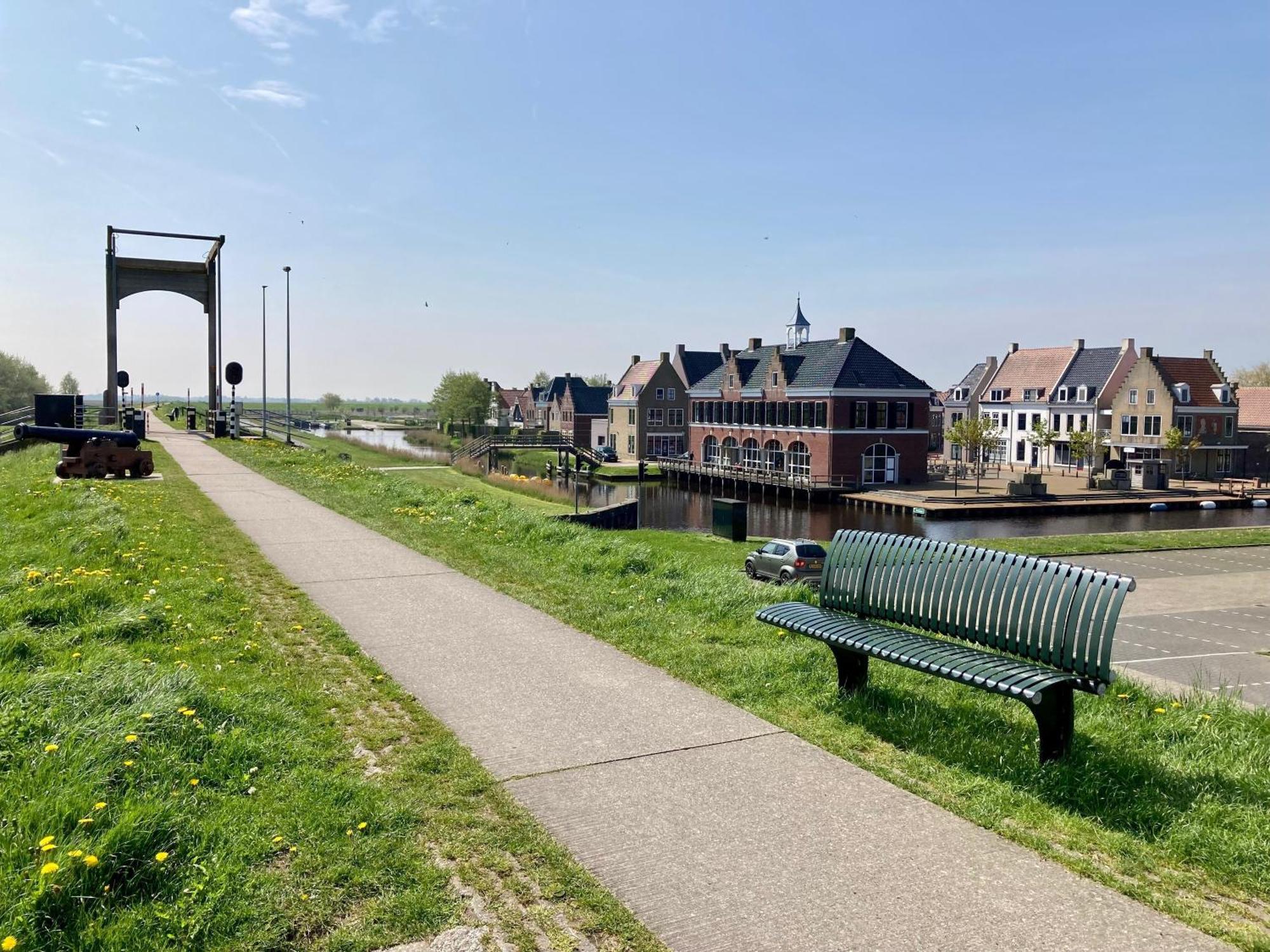 Urlaubsruhe 6 Pers Holiday Home W Terrace Close To National Park Lauwersmeer Anjum Extérieur photo